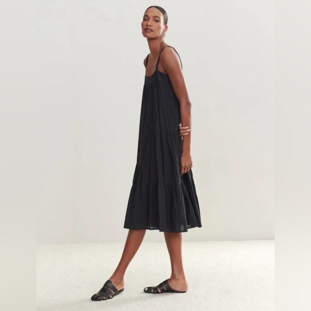 NWT: Jenni Kayne Summer Tiered Seesucker Dress in Size Medium